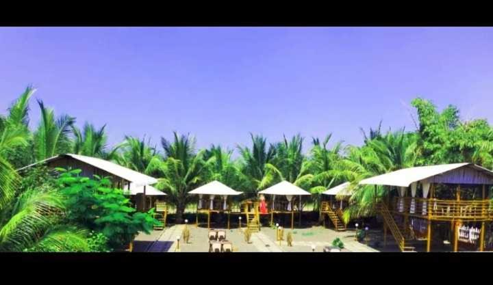 סולאפור Oyo 81018 Moonlight Farm Stays מראה חיצוני תמונה